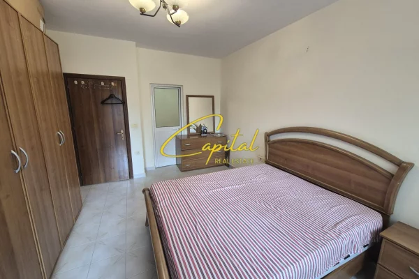 Shtepi me qera Apartament ne Tirane, 2+1, Mobilimi E mobiluar, Pagesa 650  Euro.