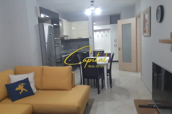 Shtepi me qera Apartament ne Tirane, 2+1, Mobilimi E mobiluar, Pagesa 650  Euro.