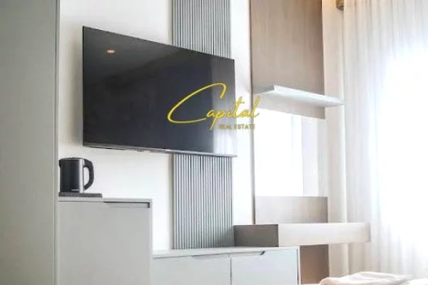 Ambiente Commerciale in Vendita 5+1 a Valona - 3,000,000 Euro