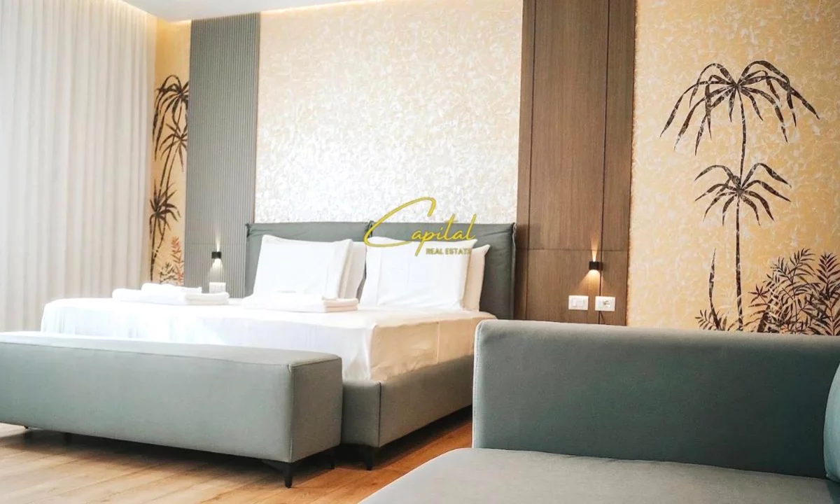 SHITET HOTEL 1.500 M2 VLORE 3.000.000 EURO