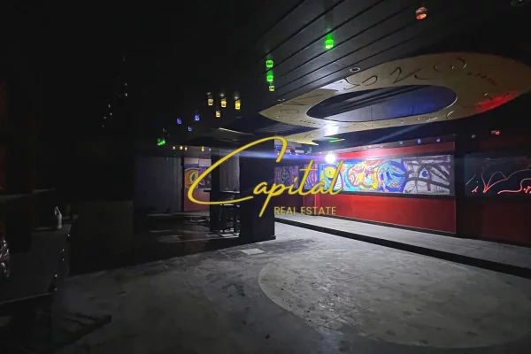 Business Property for Rent 3+1 in Tirana - 2,200 Euro