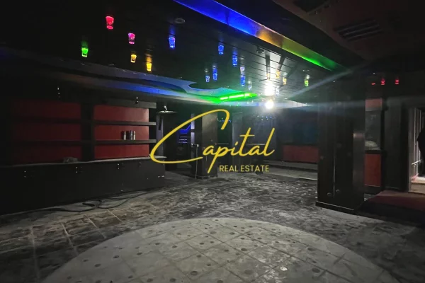 Business Property for Rent 3+1 in Tirana - 2,200 Euro