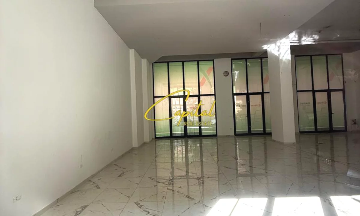 AMBIENT BIZNESI ME QERA 200 M2 RRUGA IRFAN TOMINI 200.000 LEKE