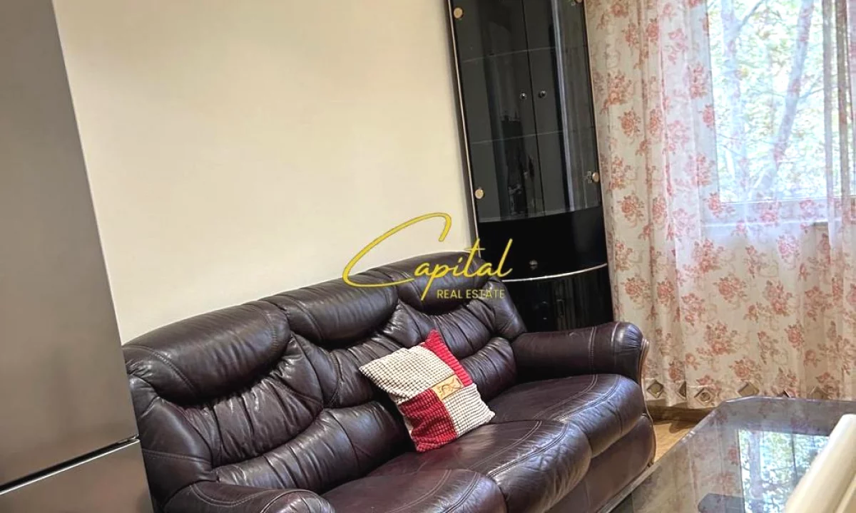 Shtepi me qera Apartament ne Tirane, 2+1, Mobilimi E mobiluar, Pagesa 55,000  Leke.