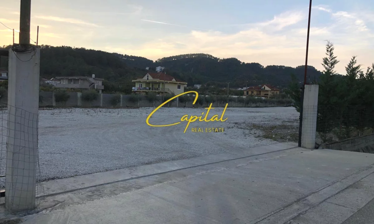 TOKE ME QERA 3000 M2 PRUSH 180.000 LEKE