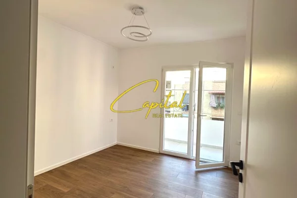 Apartment for sale in Tirana 1+1, Emty