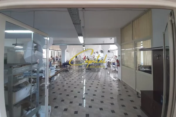 MAGAZINE ME QERA 800 M2 ISH STACIONI TRENIT 4.700 EURO