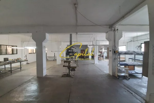 MAGAZINE ME QERA 800 M2 ISH STACIONI TRENIT 4.700 EURO