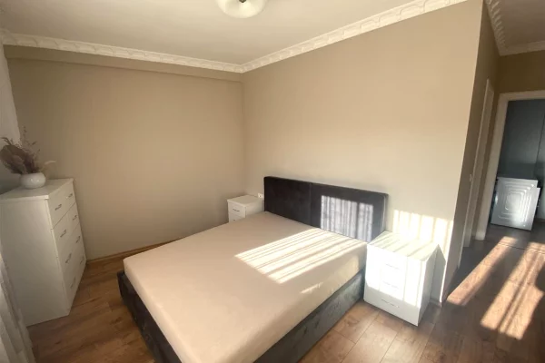 Shtepi me qera Apartament ne Tirane, 2+1, Mobilimi E mobiluar, Pagesa 650  Euro.