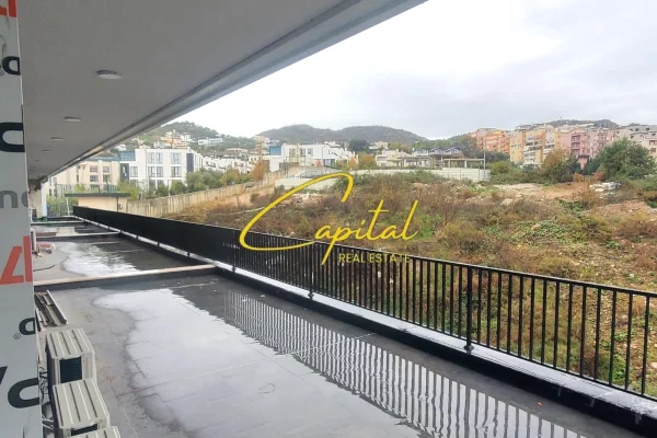 Shtepi me qera Apartament ne Tirane, 2+1, Mobilimi E mobiluar, Pagesa 1,300  Euro.