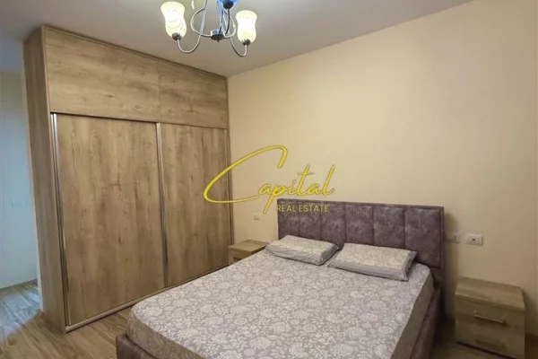 Shtepi me qera Apartament ne Tirane, 2+1, Mobilimi E mobiluar, Pagesa 750  Euro.