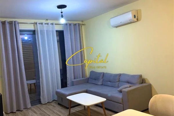 Shtepi me qera 2+1 ne Tirane - 750 Euro