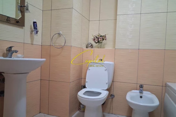 Shtepi me qera Apartament ne Tirane, 1+1, Mobilimi E mobiluar, Pagesa 70,000  Leke.