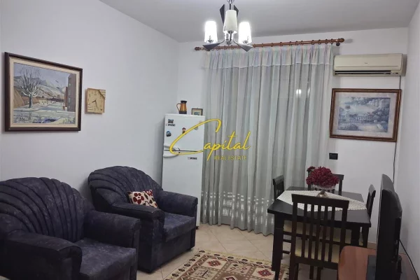 APARTAMENT ME QERA 1+1 QENDER 70.000 LEKE