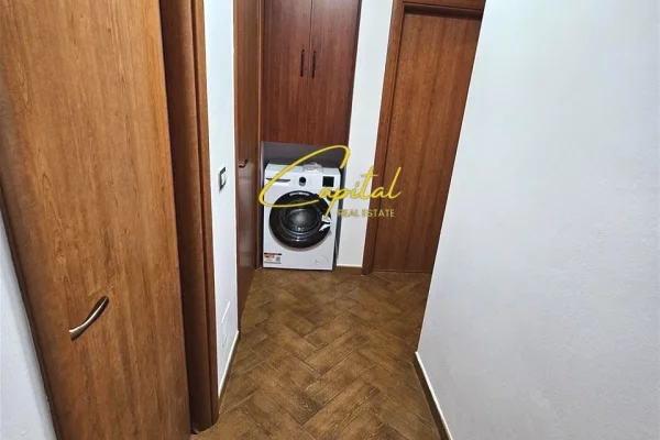 Shtepi me qera Apartament ne Tirane, 3+1, Mobilimi E mobiluar, Pagesa 800  Euro.