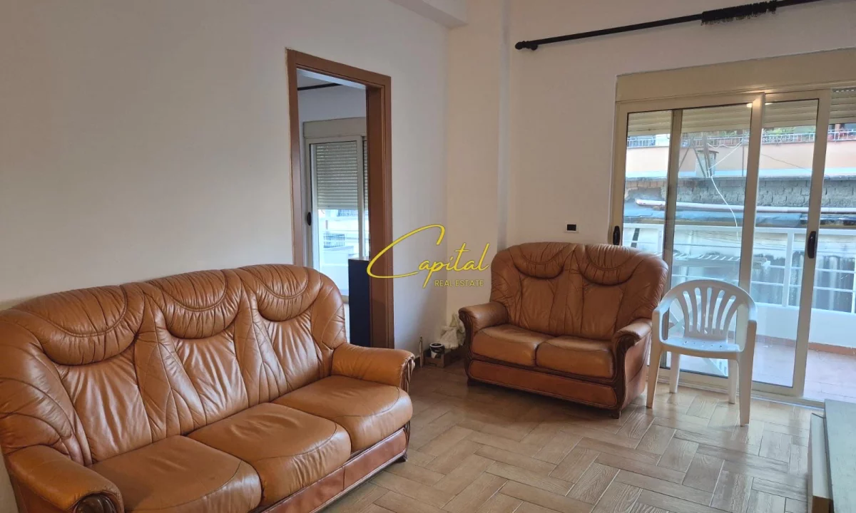 Shtepi me qera Apartament ne Tirane, 2+1, Mobilimi E mobiluar, Pagesa 70,000  Leke.