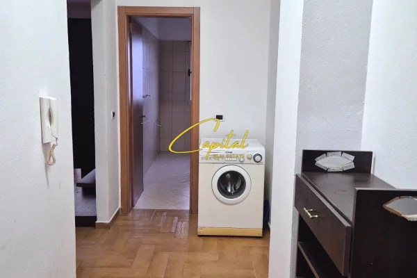 Shtepi me qera Apartament ne Tirane, 2+1, Mobilimi E mobiluar, Pagesa 70,000  Leke.