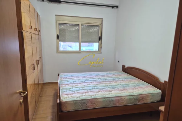 Shtepi me qera Apartament ne Tirane, 2+1, Mobilimi E mobiluar, Pagesa 70,000  Leke.