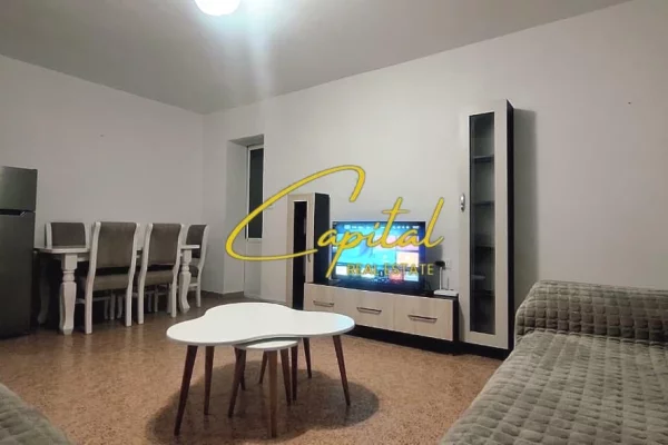 Shtepi me qera Apartament ne Tirane, 1+1, Mobilimi E mobiluar, Pagesa 45,000  Leke.