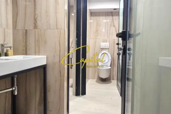 AMBIENT BIZNESI ME QERA 200 M2 ISH BLLOKU 300.000 LEKE