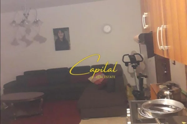 Shtepi me qera Apartament ne Tirane, 2+1, Mobilimi E mobiluar, Pagesa 42,000  Leke.