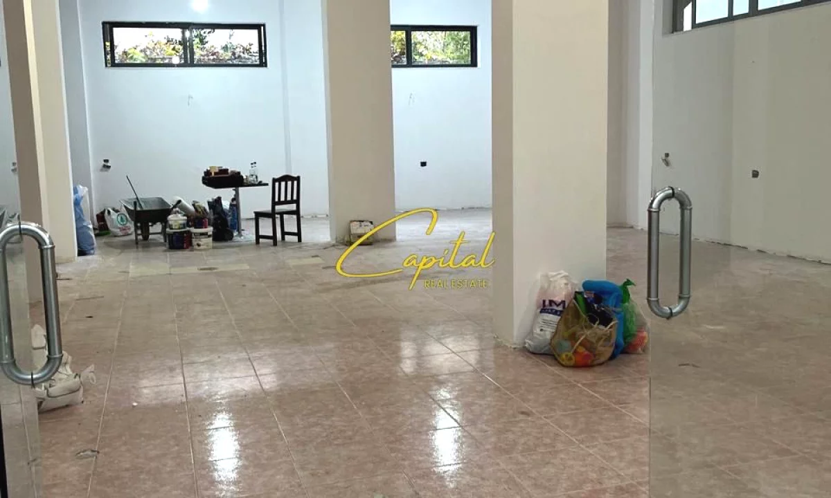 AMBIENT BIZNESI ME QERA 200 M2 KOMUNA E PARISIT 1.500 EURO