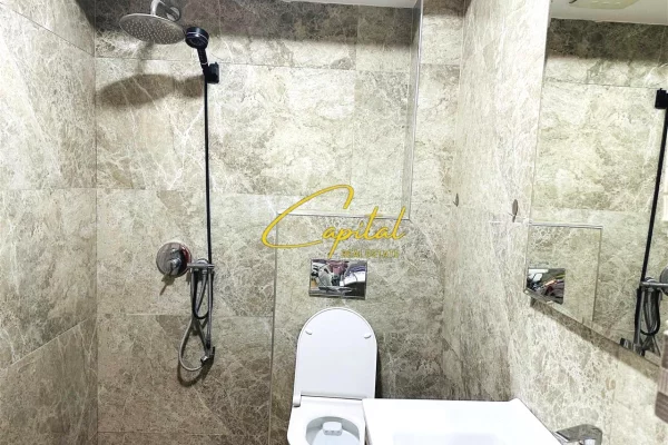 Shtepi ne shitje Apartament ne Tirane, 3+1, Mobilimi E mobiluar, Pagesa 102,000  Euro.