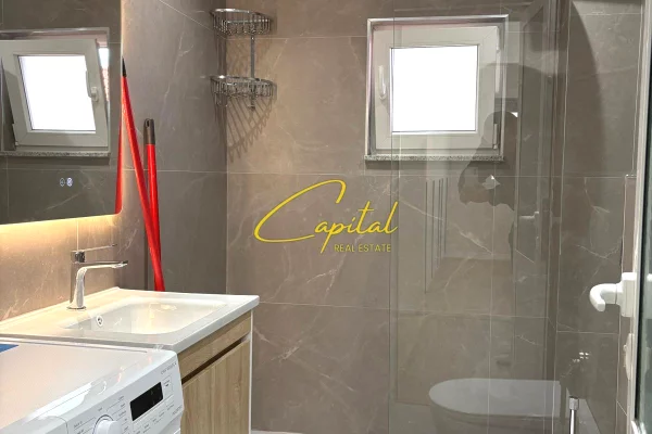 Shtepi ne shitje Apartament ne Tirane, 1+1, Mobilimi E mobiluar, Pagesa 122,000  Euro.