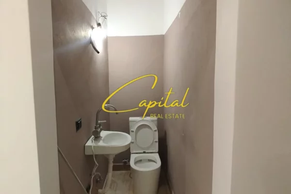 DYQAN ME QERA 30 M2 MYSLYM SHYRI 1.300 EURO
