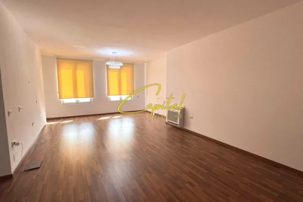 Ambient biznesi me qera 3+1 ne Tirane - 750 Euro