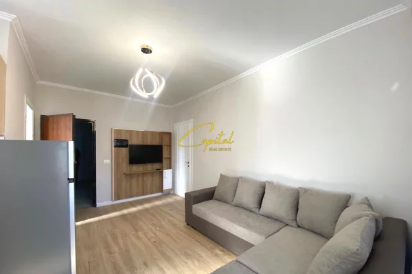 APARTAMENT ME QERA 1+1 21 DHJETORI 55.000 LEKE