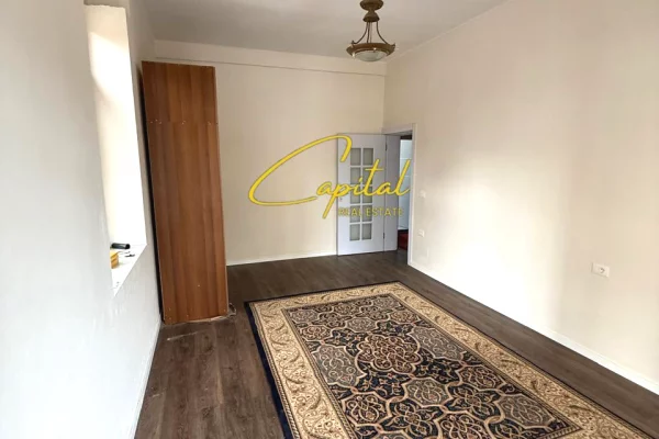 AMBIENT BIZNESI ME QERA 75 M2 RRUGA E DIBRES 120.000 LEKE