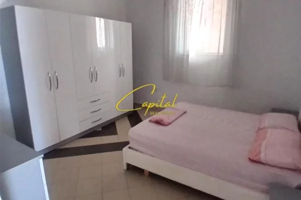 Shtepi me qera Apartament ne Tirane, 2+1, Mobilimi E mobiluar, Pagesa 40,000  Leke.