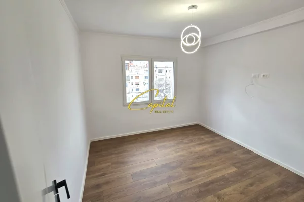 SHITET APARTAMENT 1+1 ALI DEMI 8.800.000 LEKE