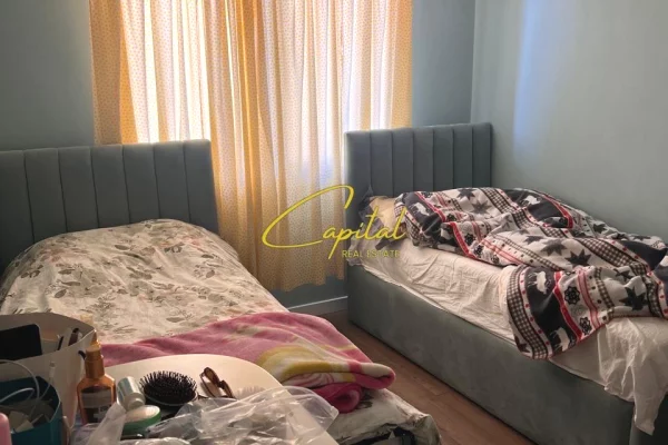 Shtepi ne shitje Apartament ne Tirane, 2+1, Mobilimi E mobiluar, Pagesa 145,000  Euro.