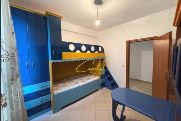 Shtepi me qera Apartament ne Tirane, 2+1, Mobilimi E mobiluar, Pagesa 45,000  Leke.