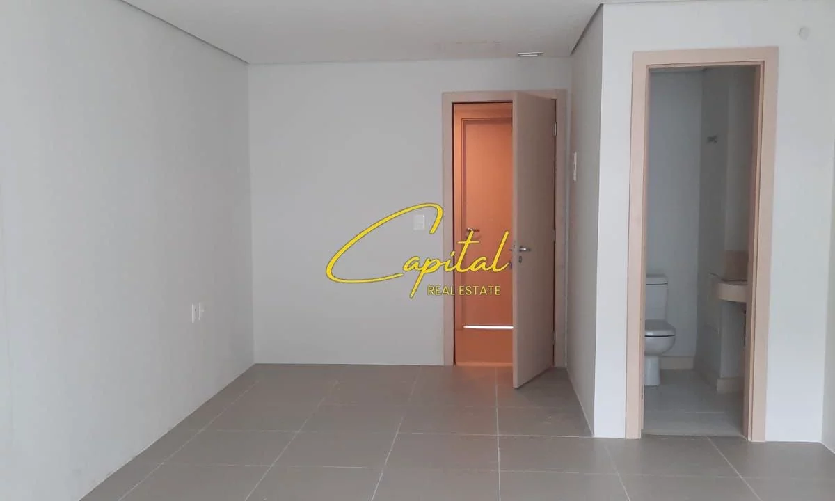 DYQAN ME QIRA 30 M2 RRUGA E DURRESIT 65.000 LEKE