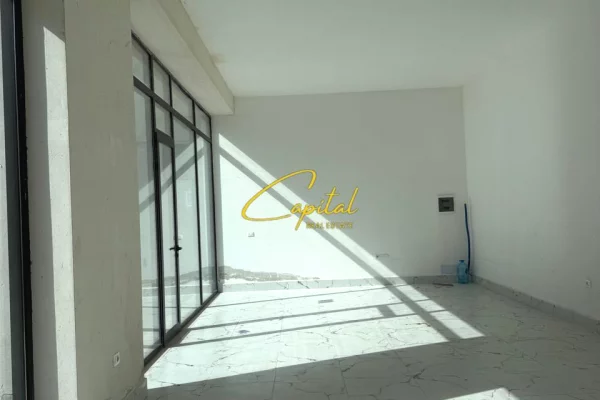 Ambient biznesi me qera 1+1 ne Tirane - 1,740 Euro