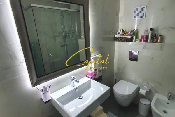 Shtepi me qera Apartament ne Tirane, 2+1, Mobilimi E mobiluar, Pagesa 180,000  Leke.