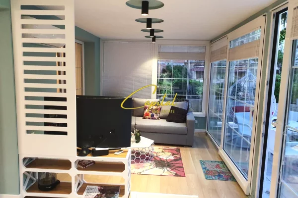 Shtepi me qera 2+1 ne Tirane - 180,000 Leke