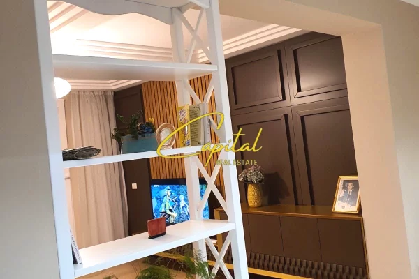 Shtepi me qera Apartament ne Tirane, 2+1, Mobilimi E mobiluar, Pagesa 180,000  Leke.