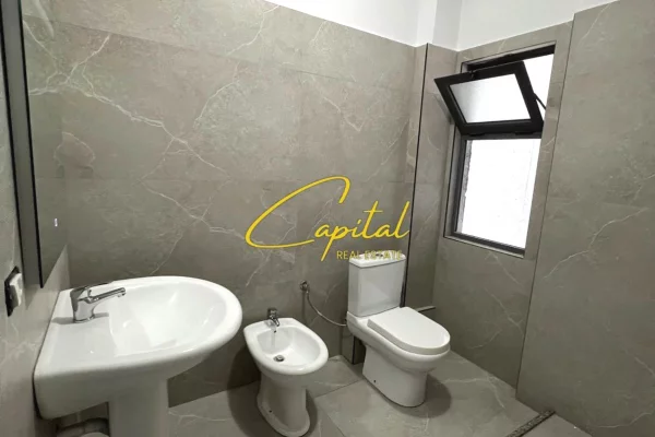 Appartamento in affitto a Tirana 1+1, Arredato