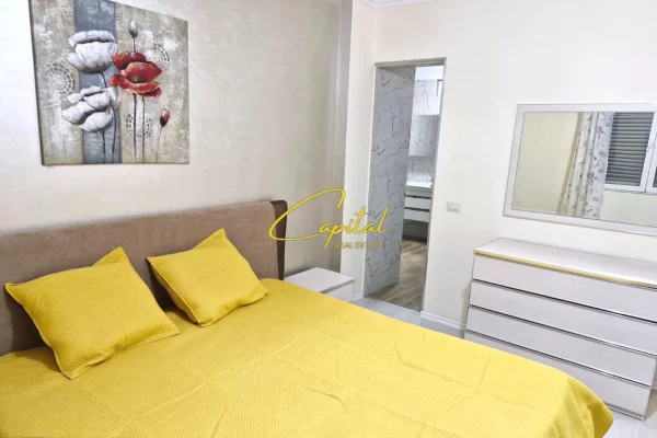 Shtepi ne shitje Apartament ne Tirane, 3+1, Mobilimi E mobiluar, Pagesa 209,000  Euro.