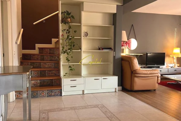 Shtepi me qera Apartament ne Tirane, 3+1, Mobilimi E mobiluar, Pagesa 90,000  Leke.