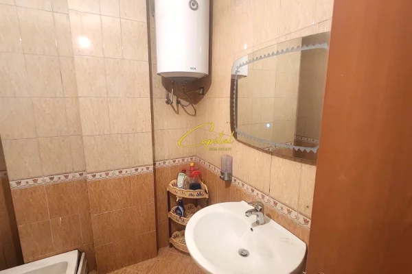 Shtepi me qera Apartament ne Tirane, 2+1, Mobilimi E mobiluar, Pagesa 60,000  Leke.
