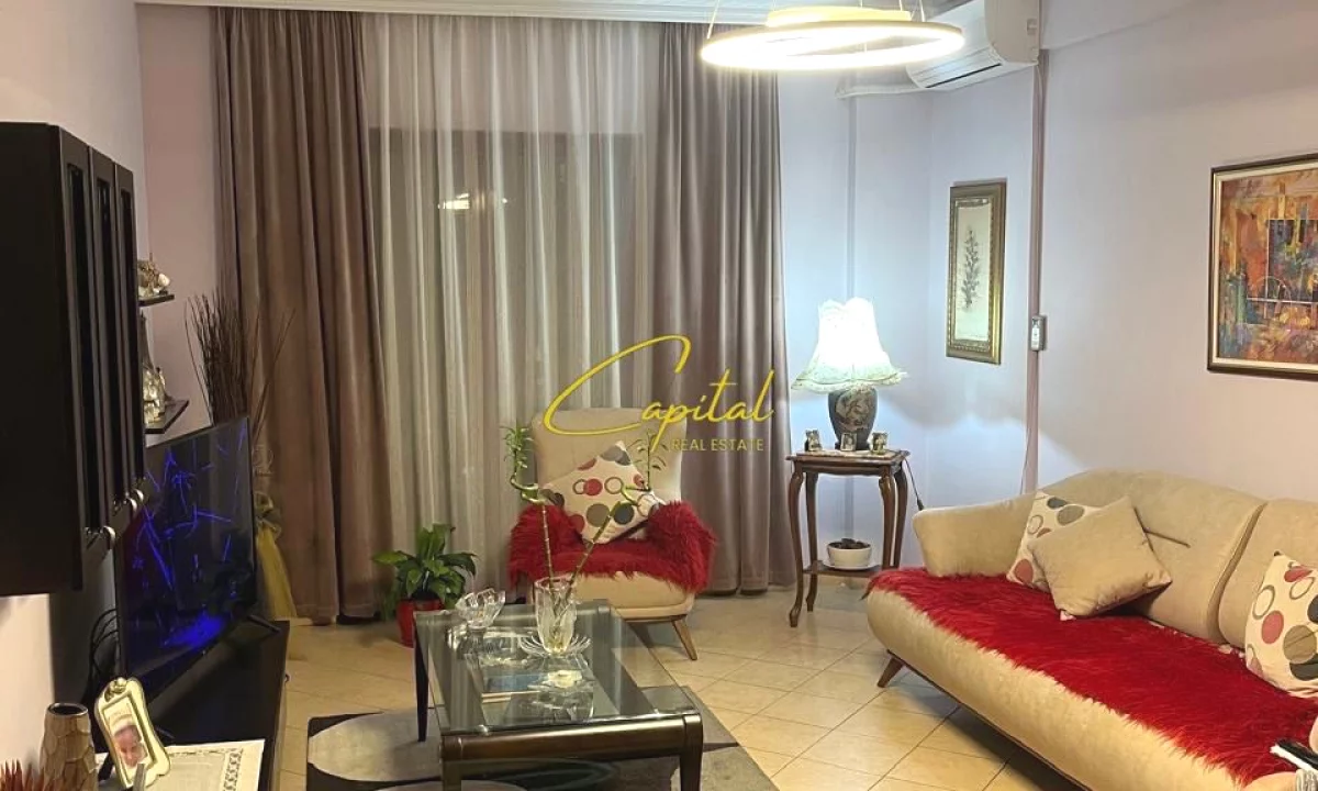 Shtepi me qera Apartament ne Tirane, 2+1, Mobilimi E mobiluar, Pagesa 75,000  Leke.