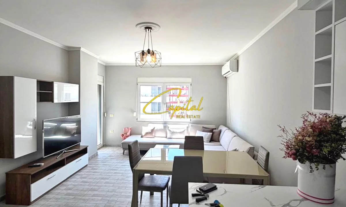 Shtepi me qera Apartament ne Tirane, 2+1, Mobilimi E mobiluar, Pagesa 55,000  Leke.
