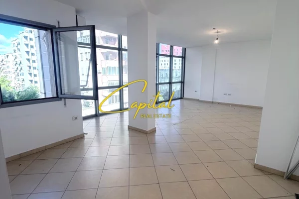 Shtepi ne shitje 2+1 ne Tirane - 32,000,000 Leke