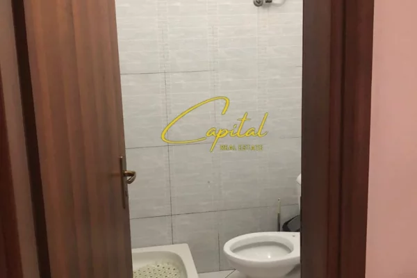 Shtepi me qera Apartament ne Tirane, 1+1, Mobilimi E mobiluar, Pagesa 40,000  Leke.