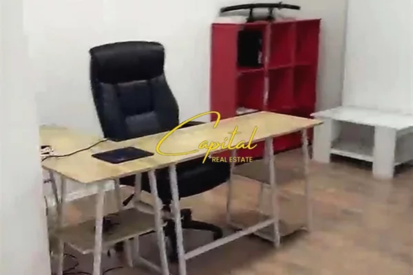 AMBIENT BIZNESI ME QIRA 135 M2 PAZARI I RI 1.200 EURO